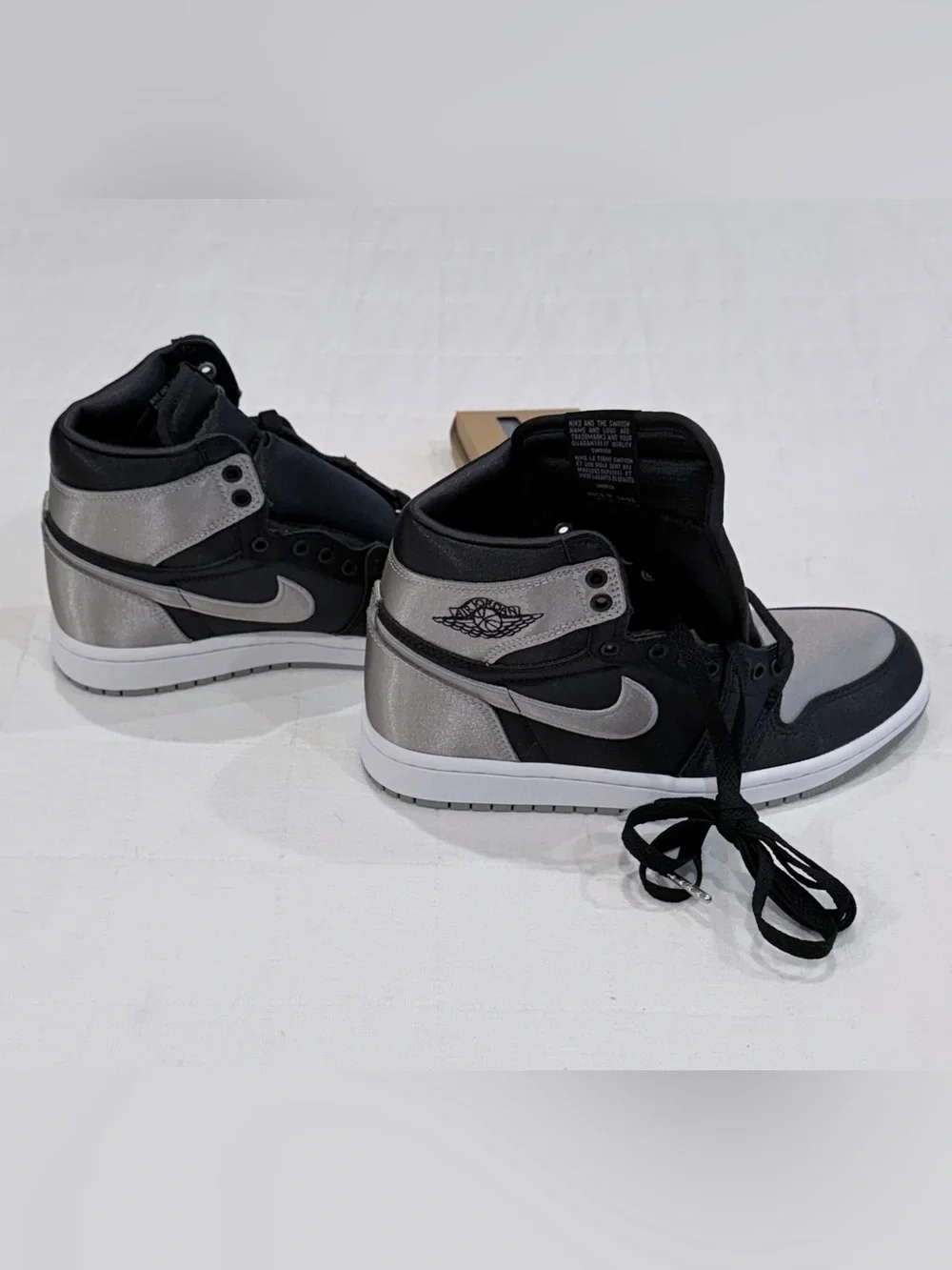 Nike Air Jordan 1 Retro Hi OG Mid Black Silver Grey White Satin Shadow Sneakers